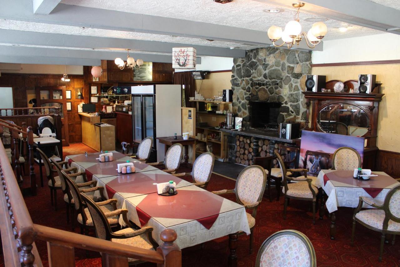 Pioneer Inn By The River Port Hardy Εξωτερικό φωτογραφία